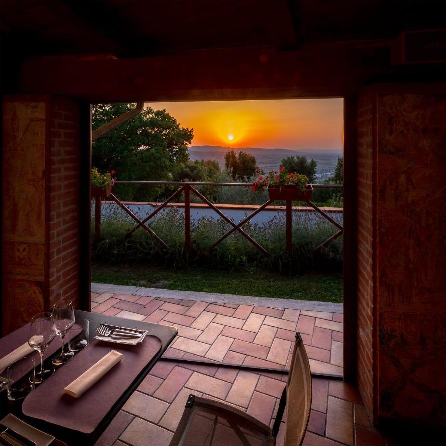 Albergo Ristorante Il Terziere Trevi Zewnętrze zdjęcie